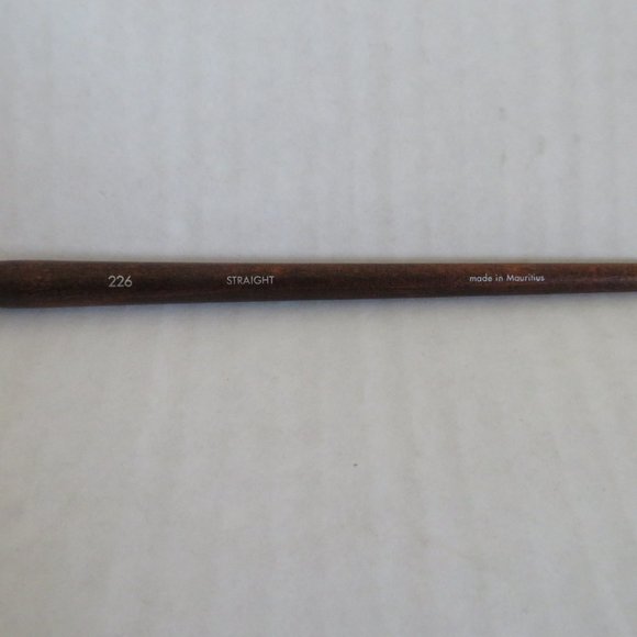 Make Up Forever, SHADER BRUSH - MEDIUM - 226, NWOT - Picture 4 of 5